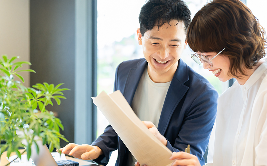 男性と女性の画像